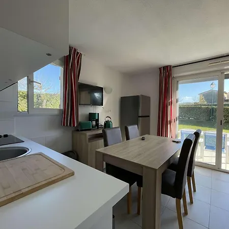 Maison Duplex Avec Clim, 2 Piscines, Terrasse, Parking, Animaux Admis - 8 Pers. - Fr-1-382-165